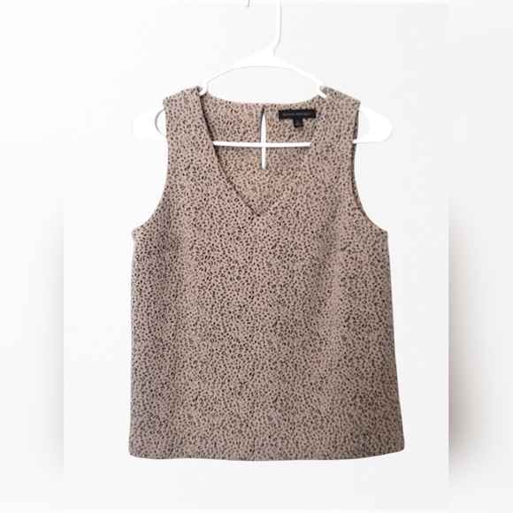 Banana Republic Tops - Banana Republic Leopard Print Sleeveless Top Size Small